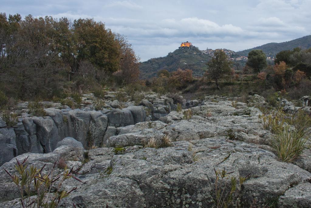 Animosa Suites Castiglione De Sicilia Exteriör bild