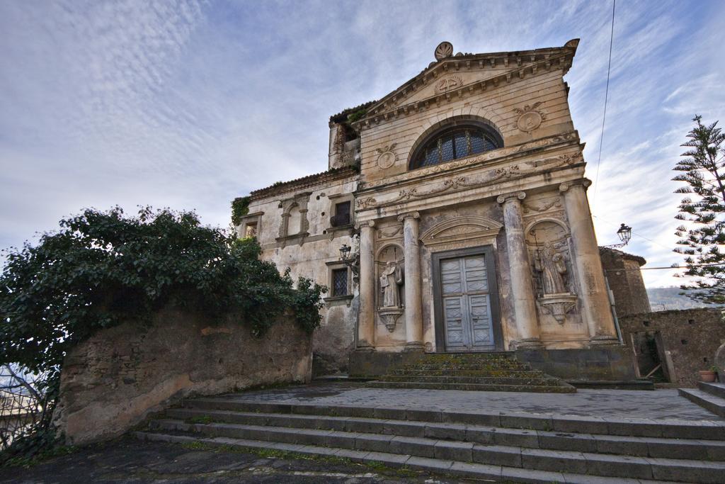 Animosa Suites Castiglione De Sicilia Exteriör bild